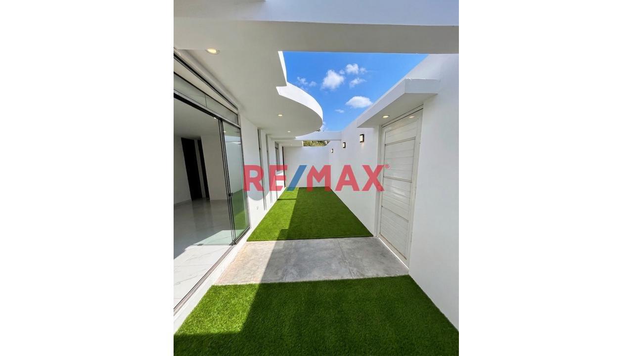 ✔✔Alquilo Linda Casa De Semiestreno ❗❕En Corales 2 Piura 📌En Esquina Al Costado De Parque📌 📐103 M2 Confort, Espacio Y Tranquilidad ✔✔ - 1