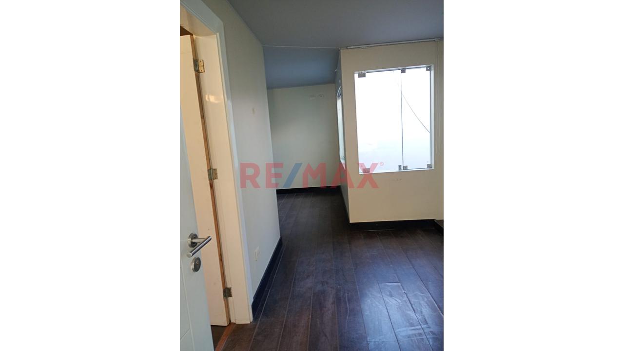 Se Vende Departamento Con Cochera, Terraza Y Mini Departamento En Los Aires - 6