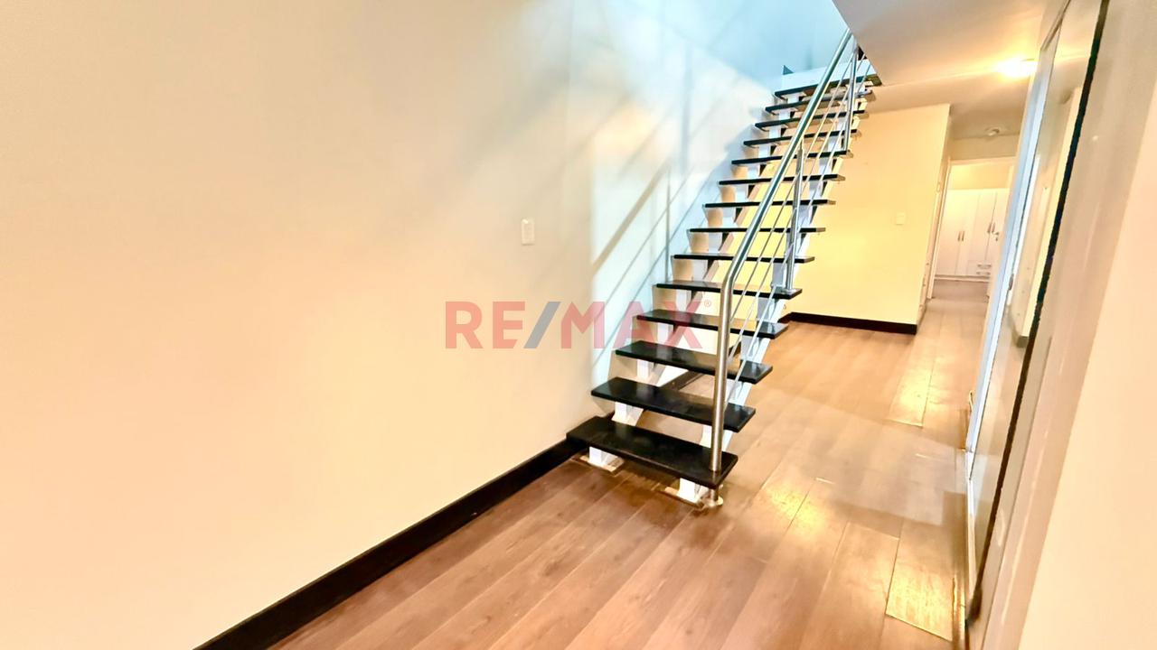 Se Vende Departamento Con Cochera, Terraza Y Mini Departamento En Los Aires - 18