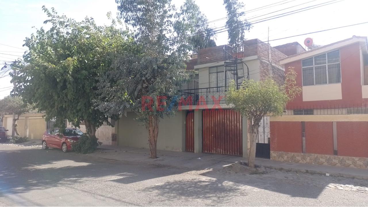 Casa En Venta En Urb. Santa Catalina