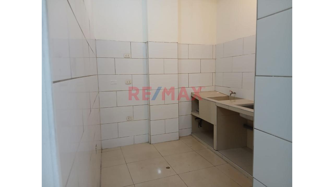 Alquiler De Local Comercial 90M² En 1Er Piso – Urb. Ingeniería, Smp — foto 11