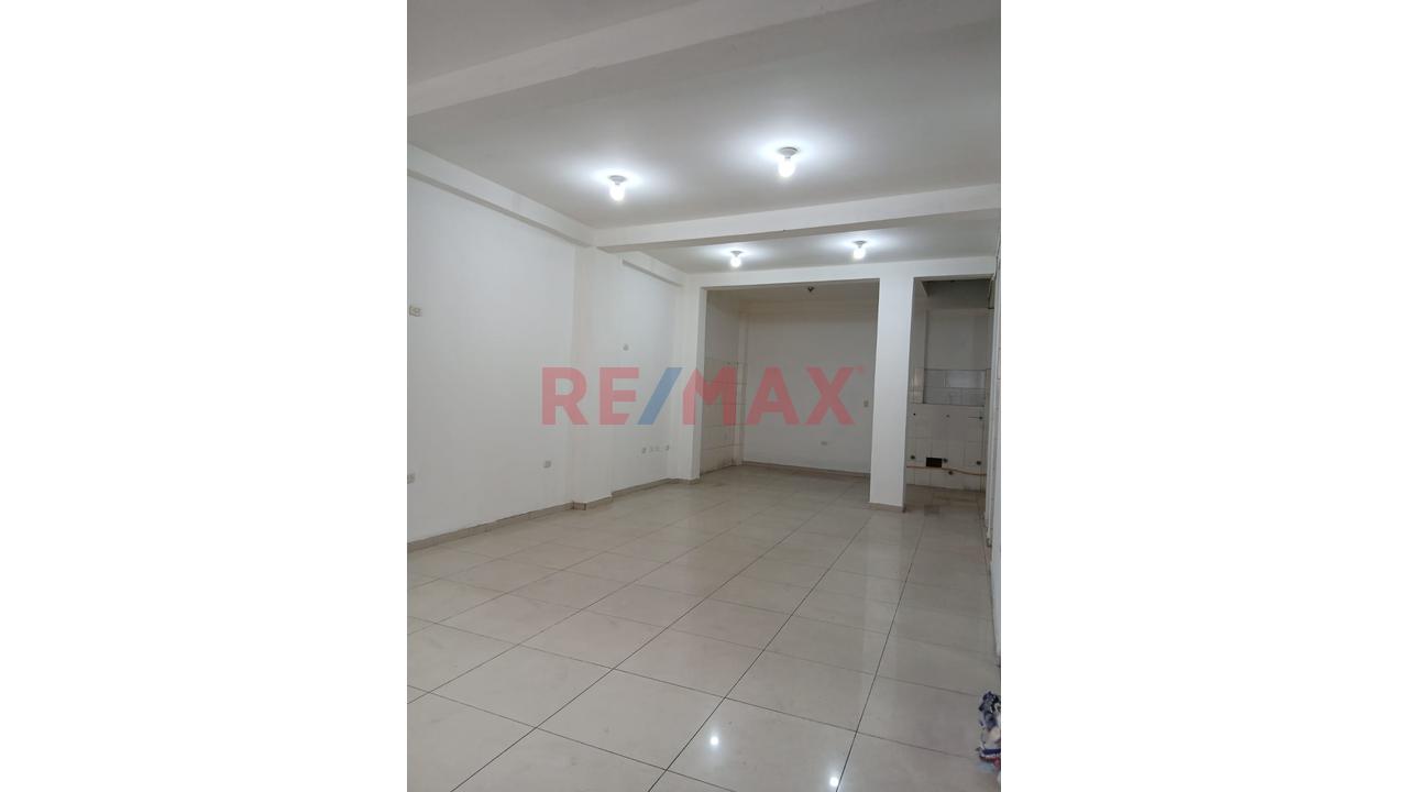 Alquiler De Local Comercial 90M² En 1Er Piso – Urb. Ingeniería, Smp — foto 3