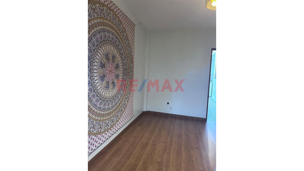 Casa En Venta Amplia, Moderna 5 Dormitorios Amplios 3 Baños Area 300M2 2 Cocheras - 8