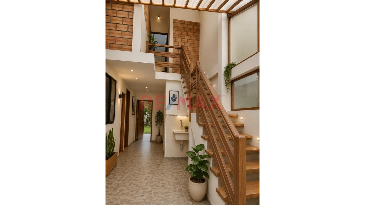 Casa En Venta Amplia, Moderna 5 Dormitorios Amplios 3 Baños Area 300M2 2 Cocheras - 2