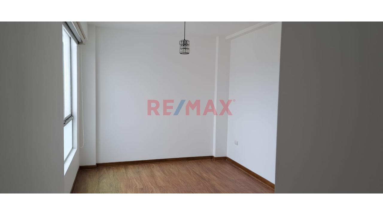 Vendo Lindo Depa 3 Dormitorios Con Balcón Y Aires – San Miguel — foto 9
