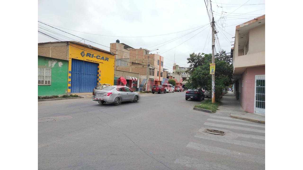 Local Comercial En Venta Primer Piso Centro Chiclayo - 11