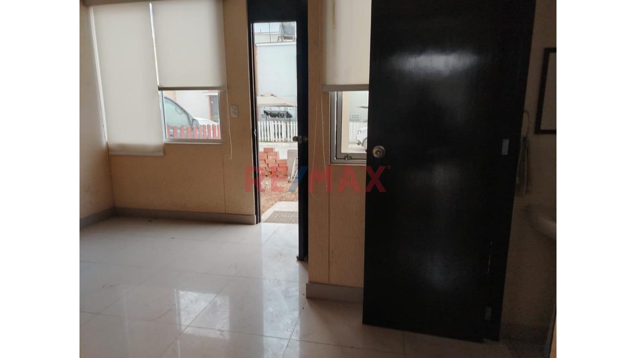 Se Alquila Casa De 2 Pisos En Condominios Villa Club 5  En Carabayllo — foto 2