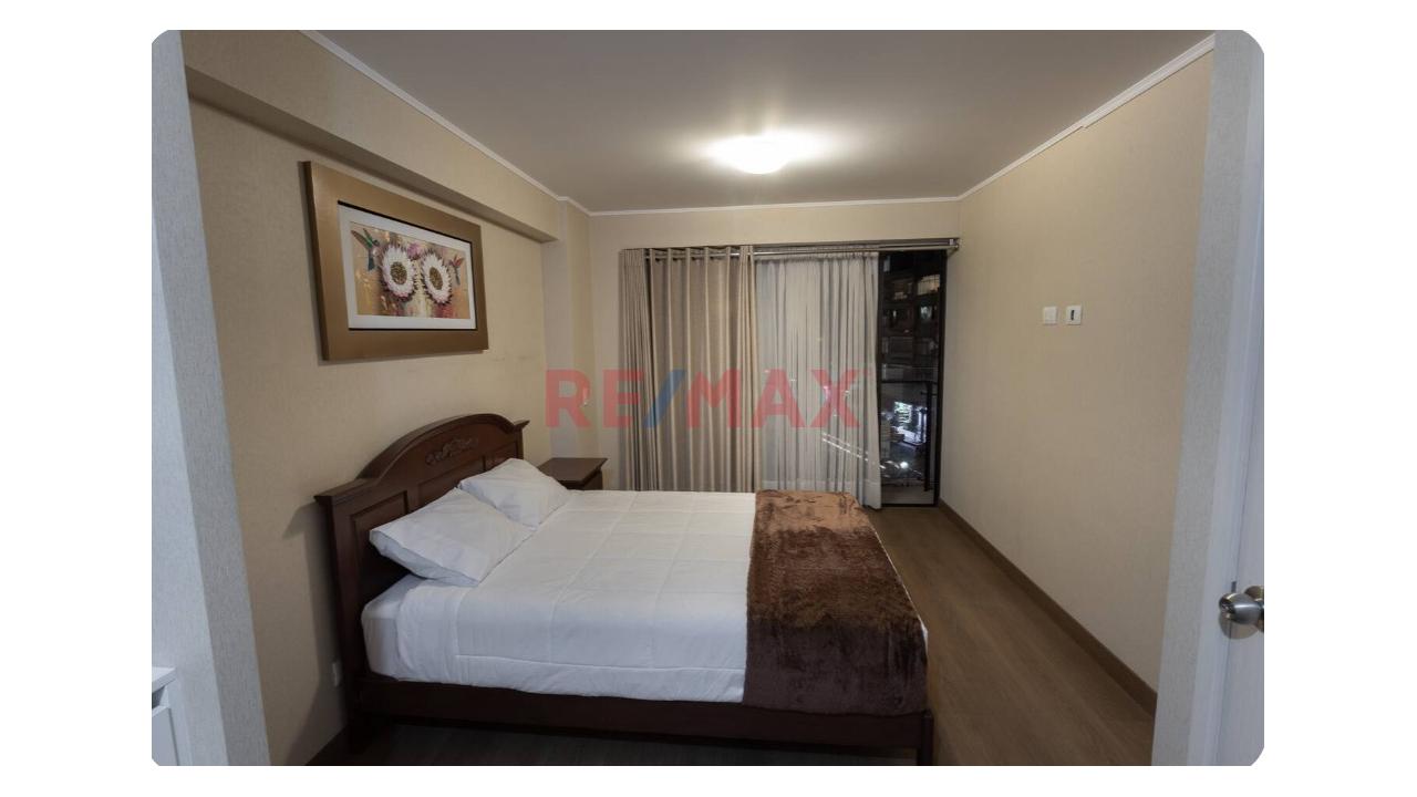 Vendo Exclusivo Departamento De 92 M² Con Balcón, Cochera Y Depósito En Jesús María — foto 8