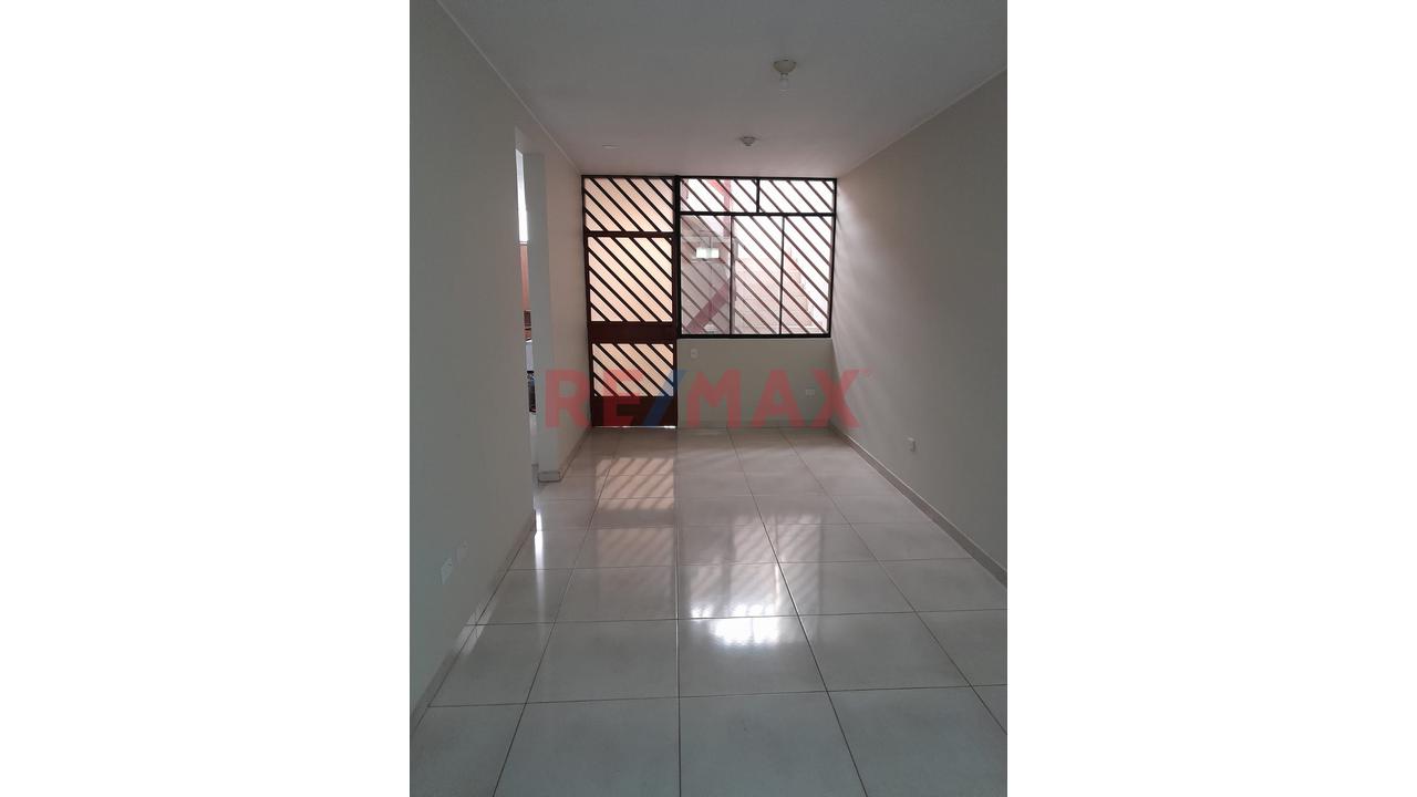 **Departamento En Alquiler En Carabayllo Con 3 Dormitorios Y Gas Natural** — foto 5