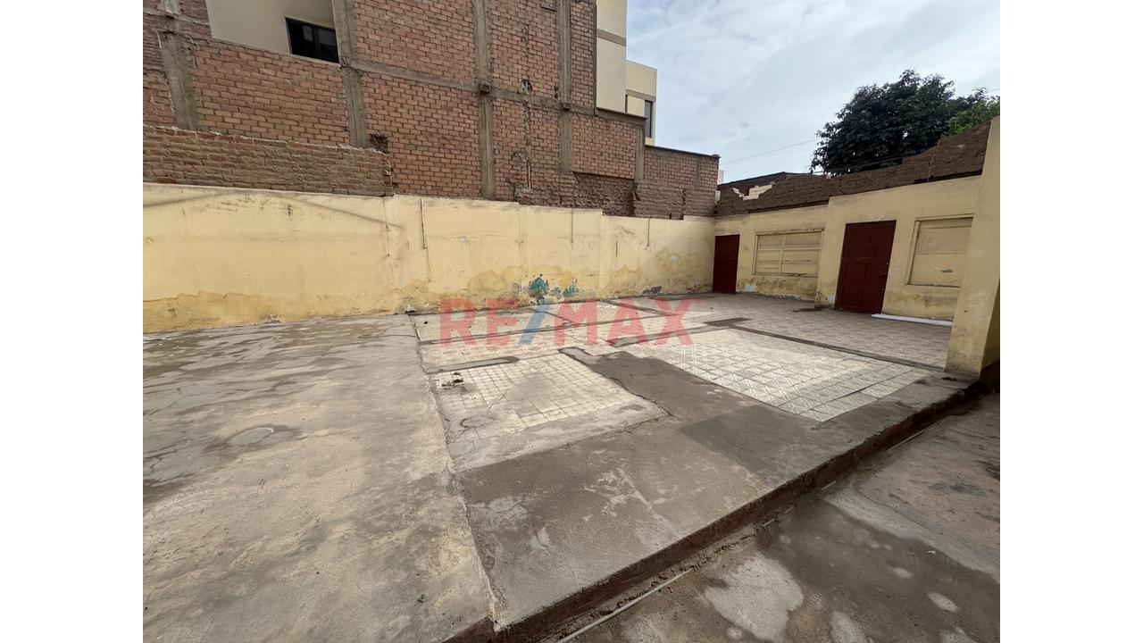 Terreno A Pocos Pasos De La Plaza De Surco Pueblo — foto 4