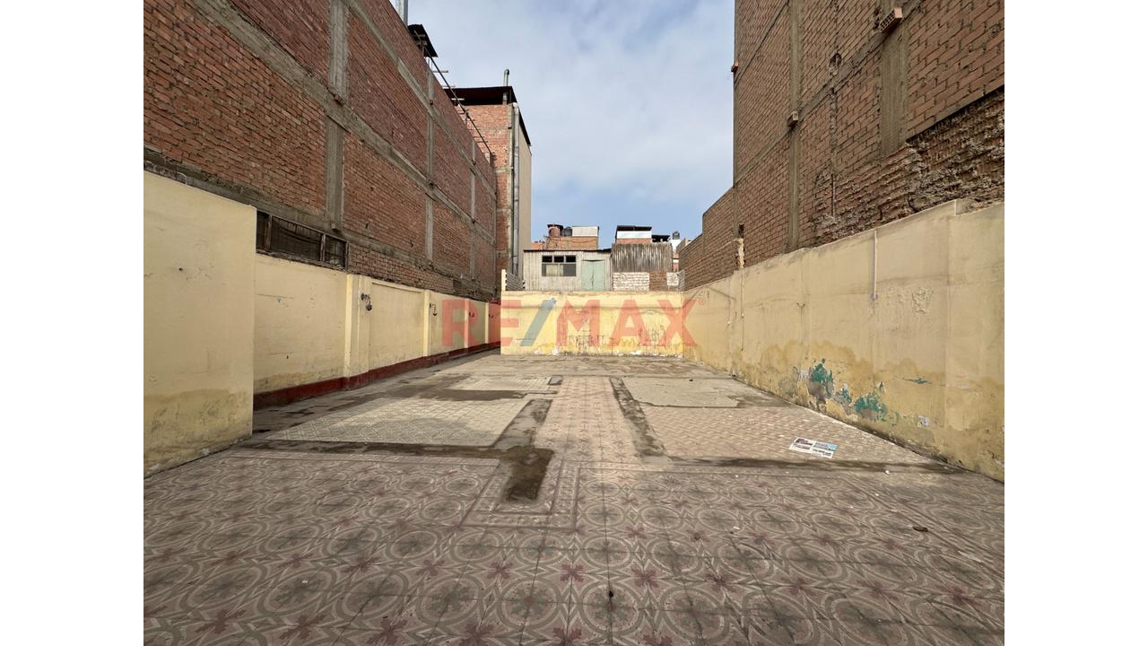 Terreno A Pocos Pasos De La Plaza De Surco Pueblo — foto 7