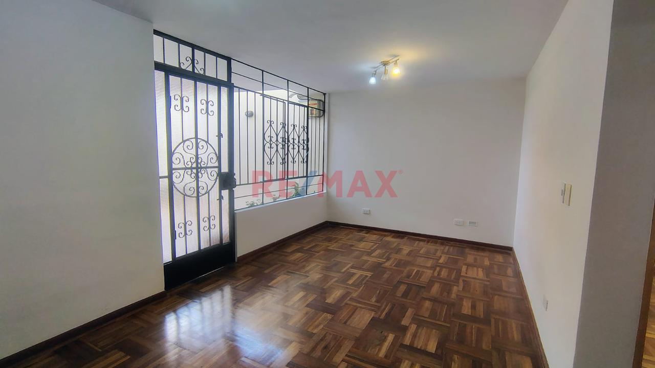 Alquiler Departamento 1Er Piso Cercado De Lima Limite Pueblo Libre — foto 6