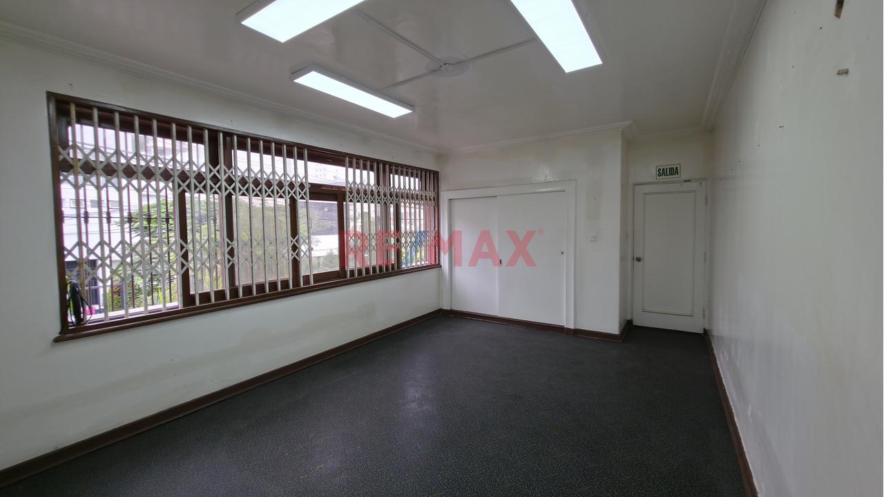 Venta Casa En Esquina Frente A Parque | 582 M² | Ideal Sede Corporativa | San Isidro - 16