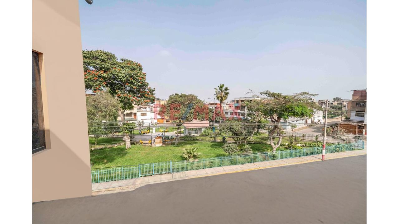 "🏠 Se Vende Casa Como Inversion Frente A Parque  En San Juan De Miraflores 🏠 — foto 13