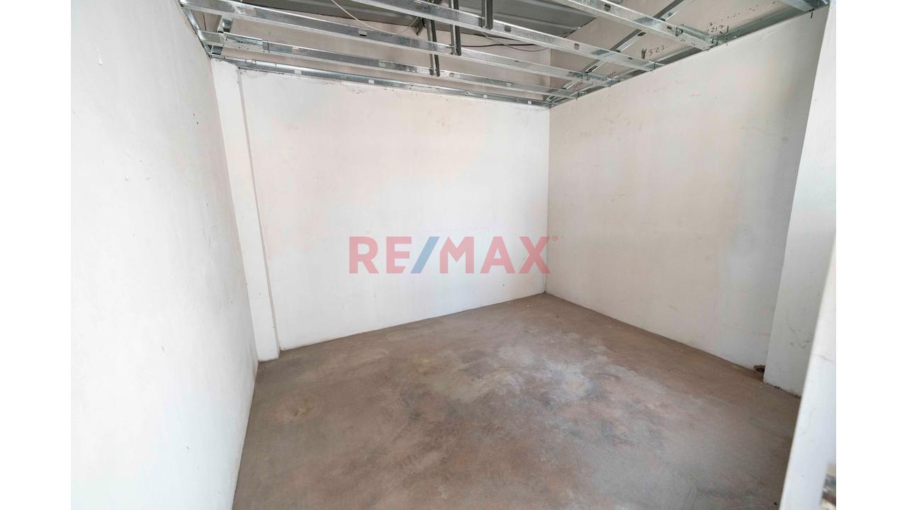 "🏠 Se Vende Casa Como Inversion Frente A Parque  En San Juan De Miraflores 🏠 — foto 11