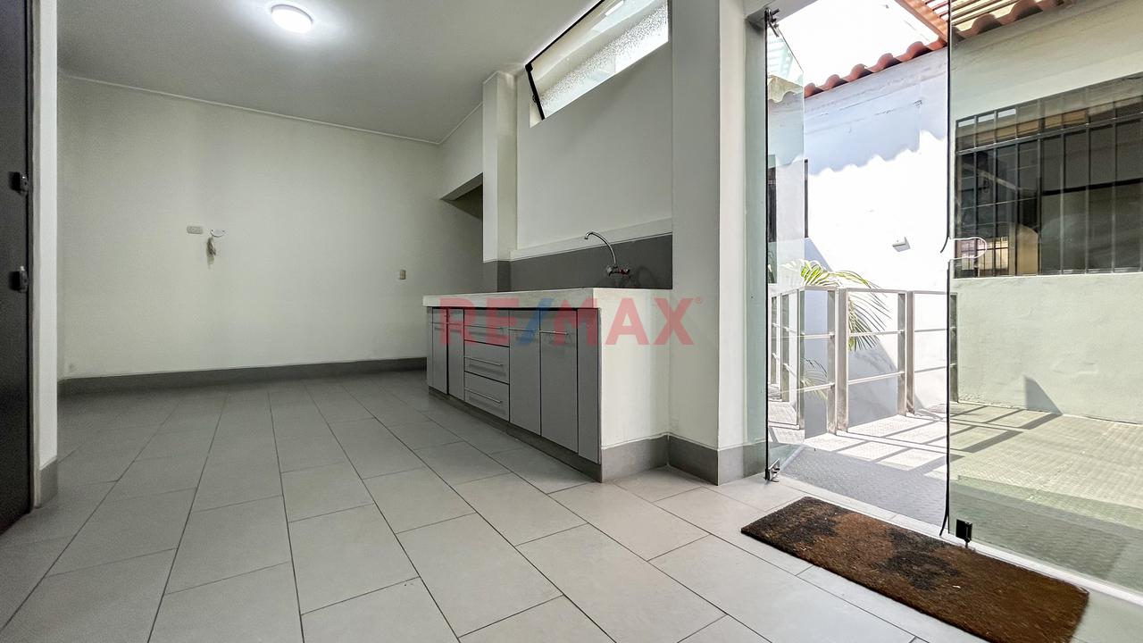 Local Comercial En Venta En Av Javier Prado Y Av La Molina - 15