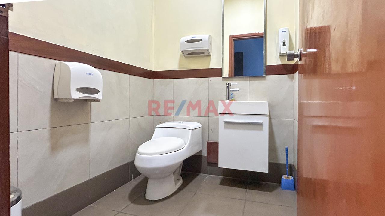 Local Comercial En Venta En Av Javier Prado Y Av La Molina - 7