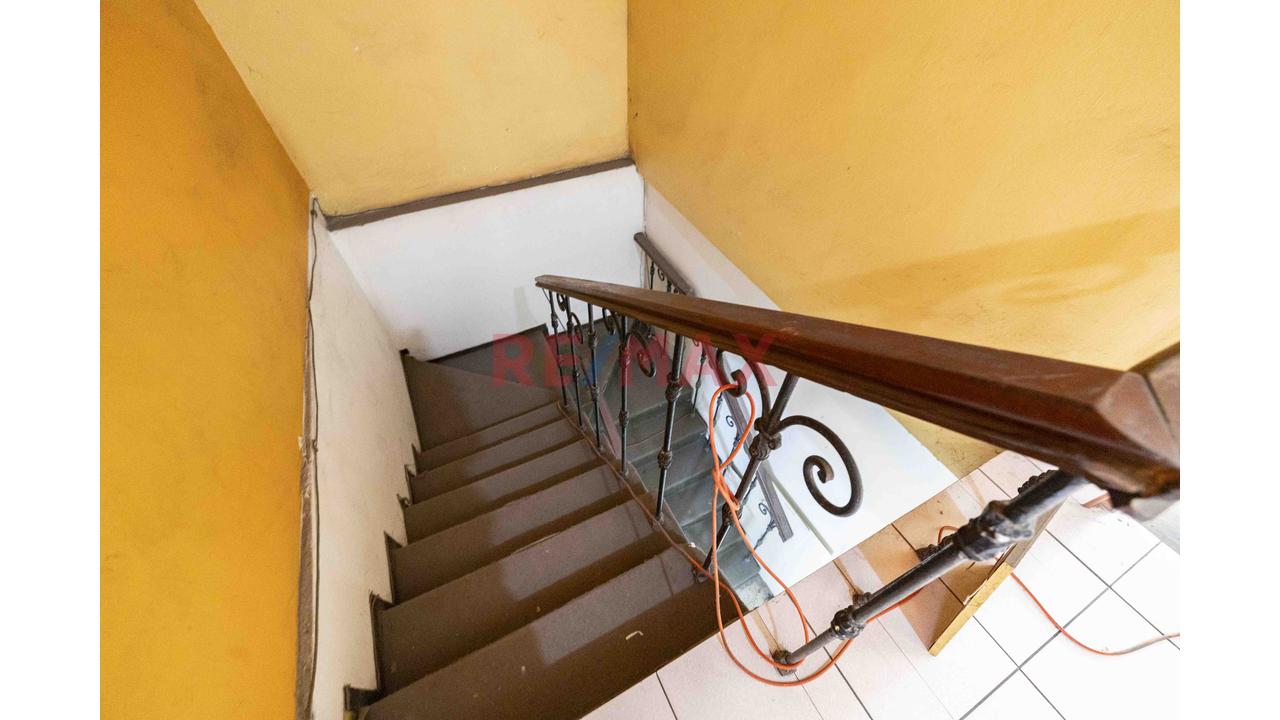 🏡 ¡Se Vende Amplia Casa Con Excelente Ubicación En San Juan De Miraflores! — foto 5