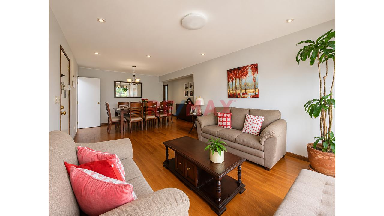 Duplex En Venta 212 M2 En Urb Higuereta - Surco — foto 3
