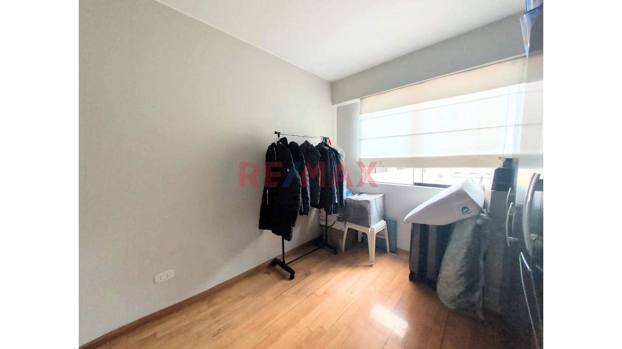 Duplex En Venta 212 M2 En Urb Higuereta - Surco — foto 6