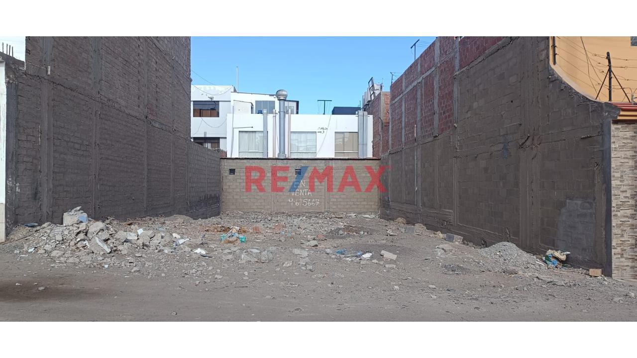 Se Vende Terreno Urbano En La Pampa Inalambrica Ilo - 1