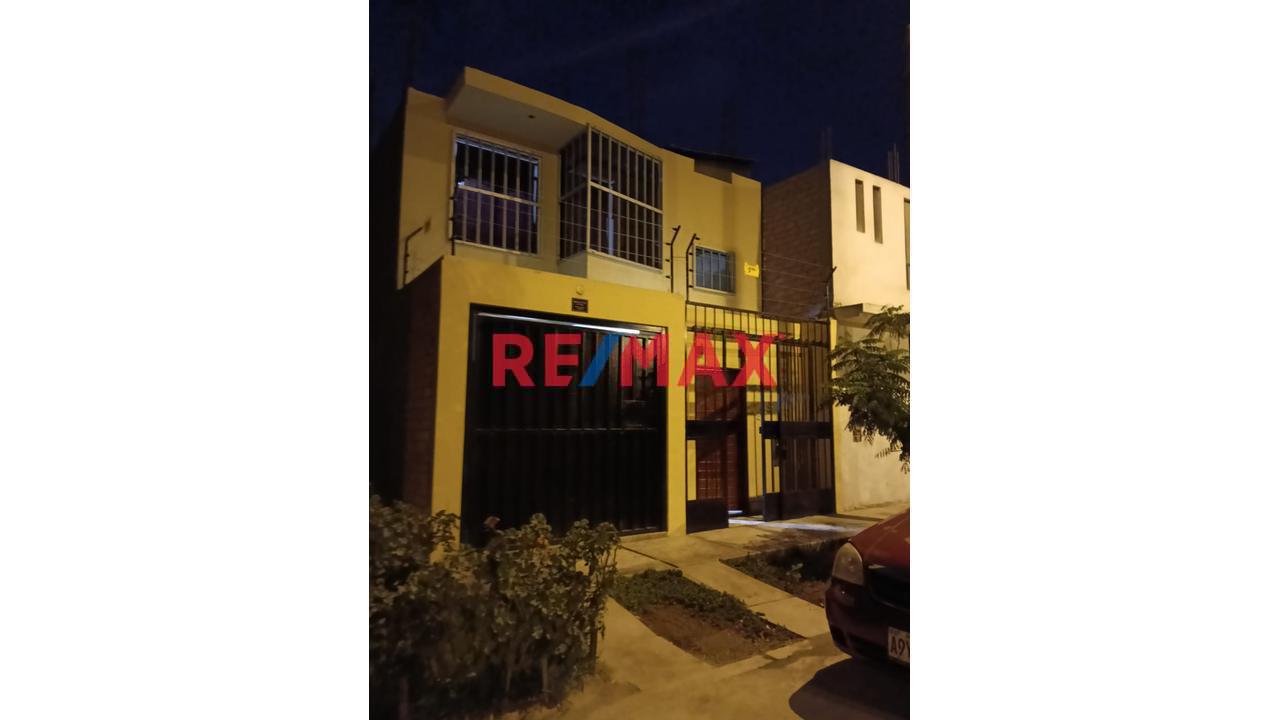 Moderna Casa En Venta En Santa Maria Ii Etapa - Carabayllo