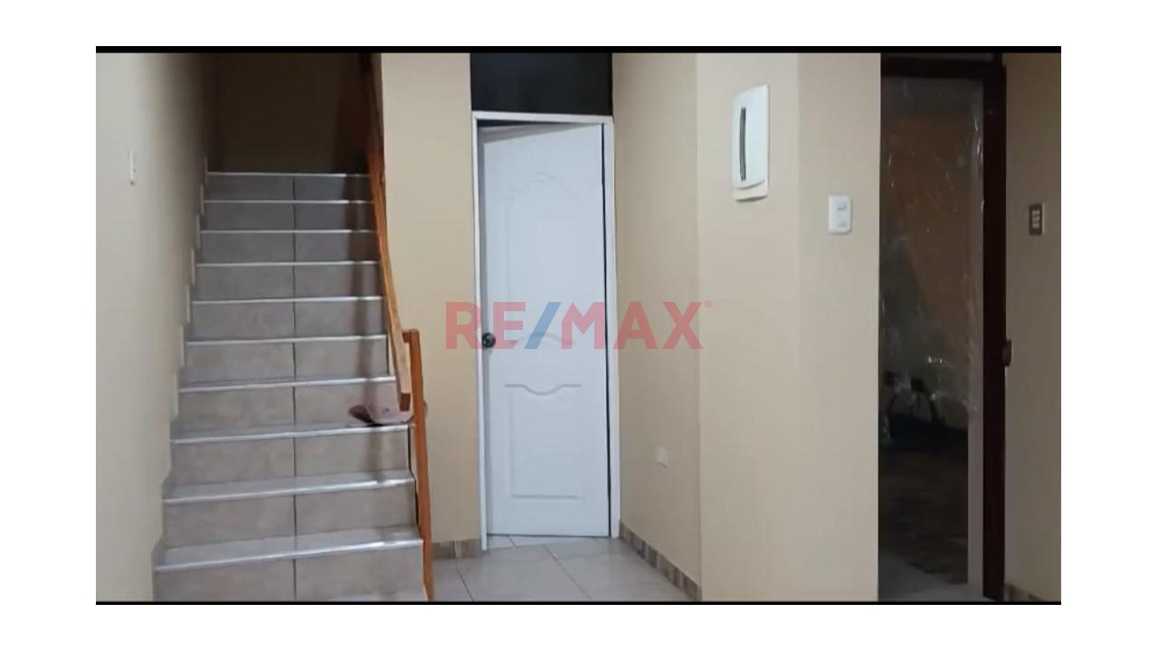 Moderna Casa En Venta En Santa Maria Ii Etapa - Carabayllo — foto 6