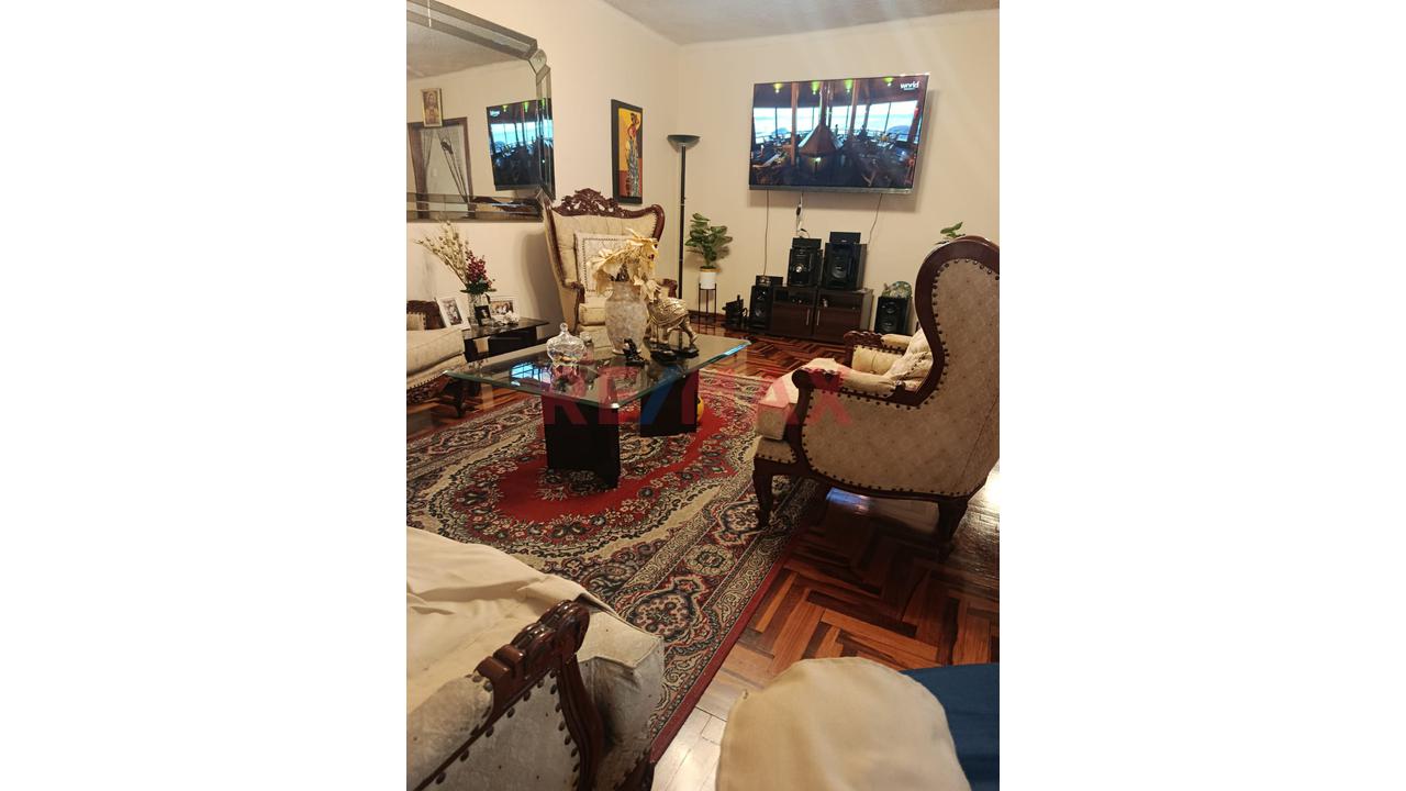 En Venta Departamento En Calle Los Molinos / Rimac — foto 11