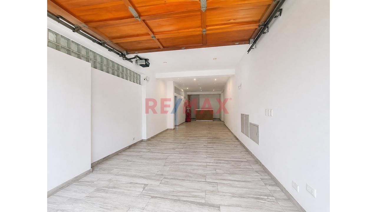 Alquilo Estratégico Local Comercial En 1Er Piso: 279 M² Con Zonificación Cm Y Alta Exposición - 20
