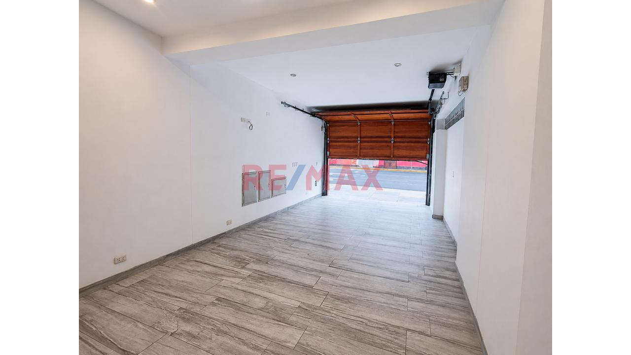 Alquilo Estratégico Local Comercial En 1Er Piso: 279 M² Con Zonificación Cm Y Alta Exposición - 10