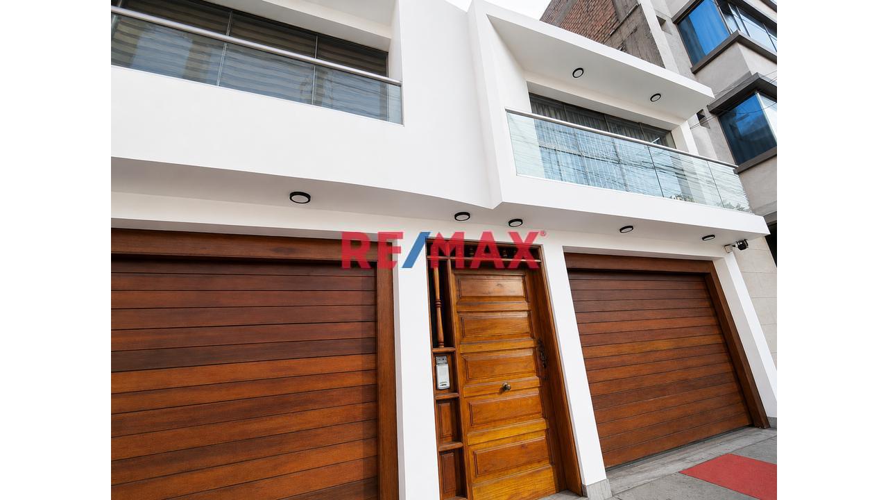 Alquilo Estratégico Local Comercial En 1Er Piso: 279 M² Con Zonificación Cm Y Alta Exposición - 1