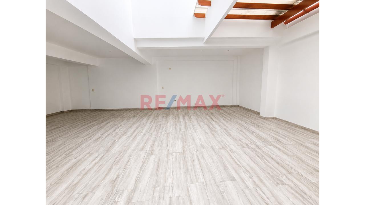 Alquilo Estratégico Local Comercial En 1Er Piso: 279 M² Con Zonificación Cm Y Alta Exposición - 6