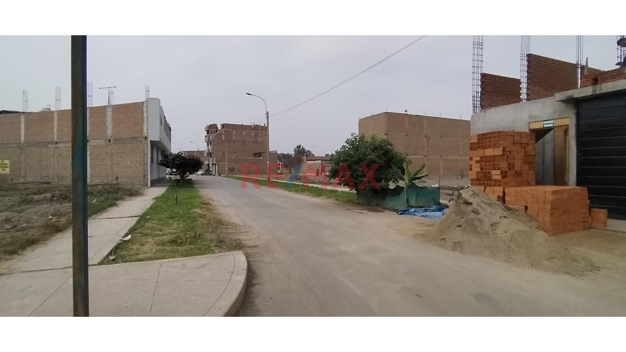 🔥Casa Multifamiliar De 3 Niveles | 2 Departamentos Independientes + 3Er Piso Por Culminar 🔥 — foto 10