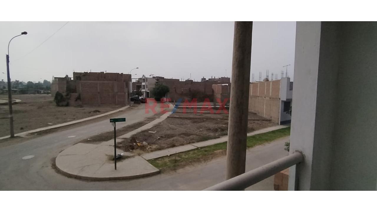 🔥Casa Multifamiliar De 3 Niveles | 2 Departamentos Independientes + 3Er Piso Por Culminar 🔥 — foto 11
