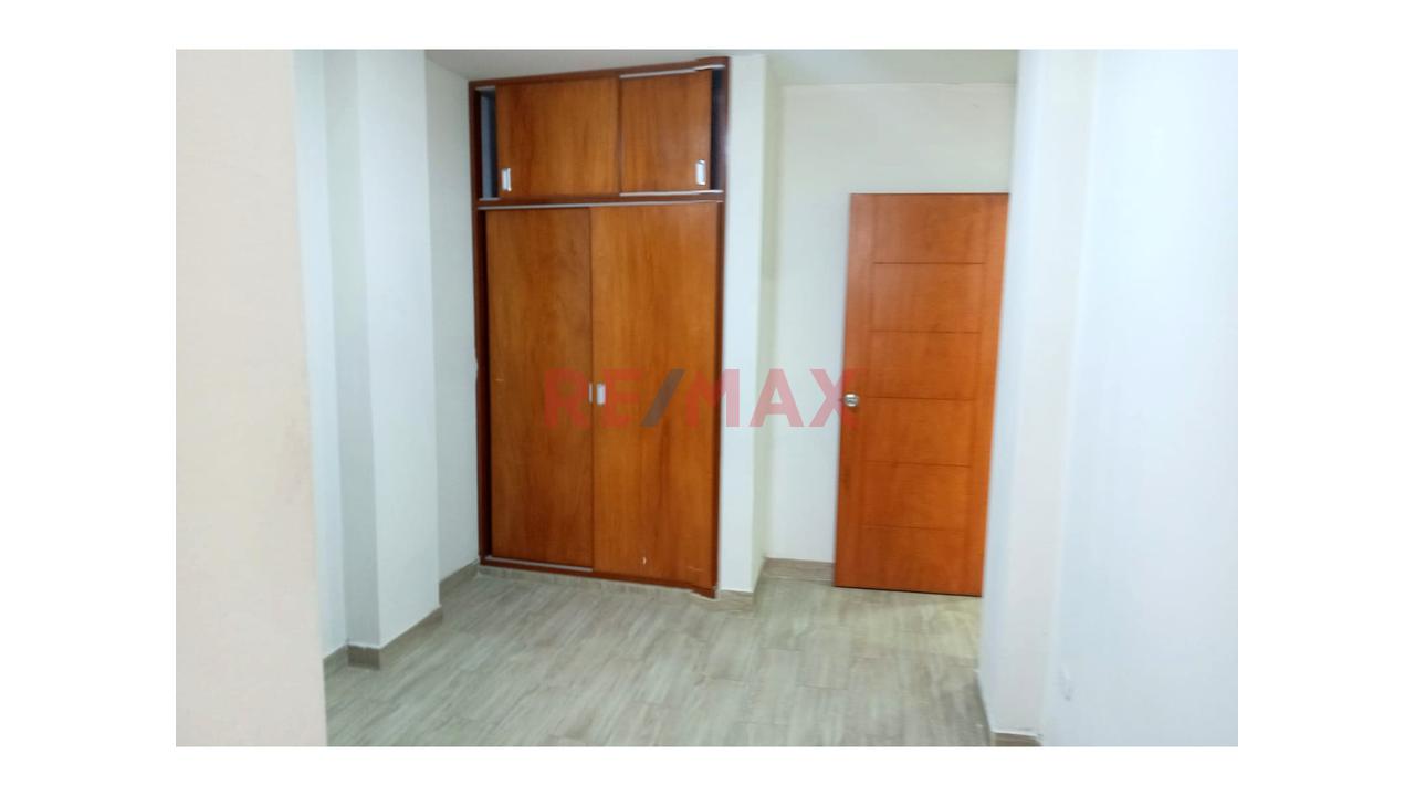 Casa De 4 Pisos En Cañete - 4