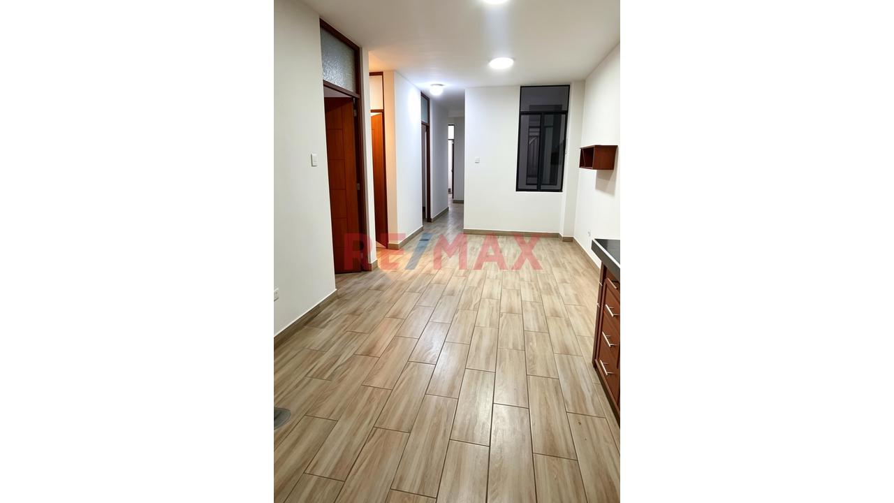 Casa De 4 Pisos En Cañete - 5