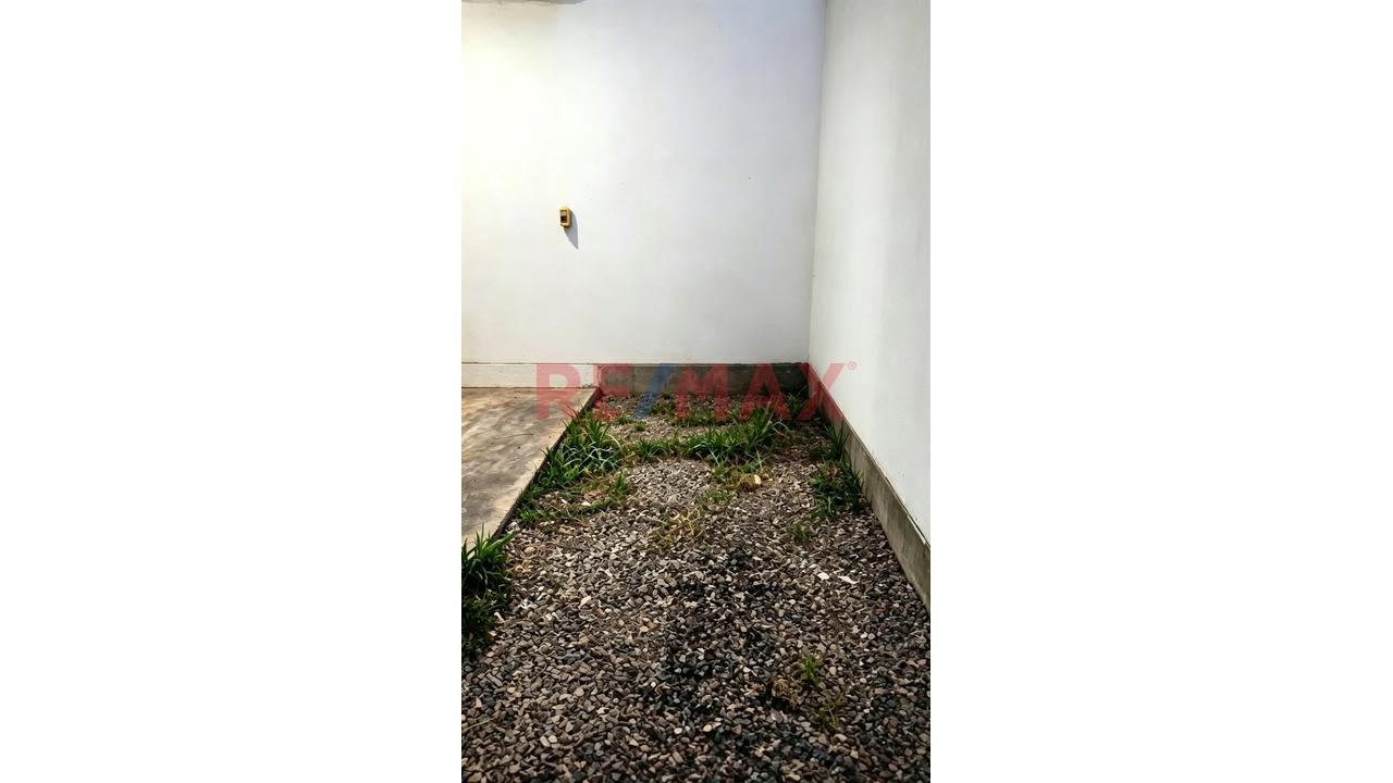 Casa De 4 Pisos En Cañete - 7