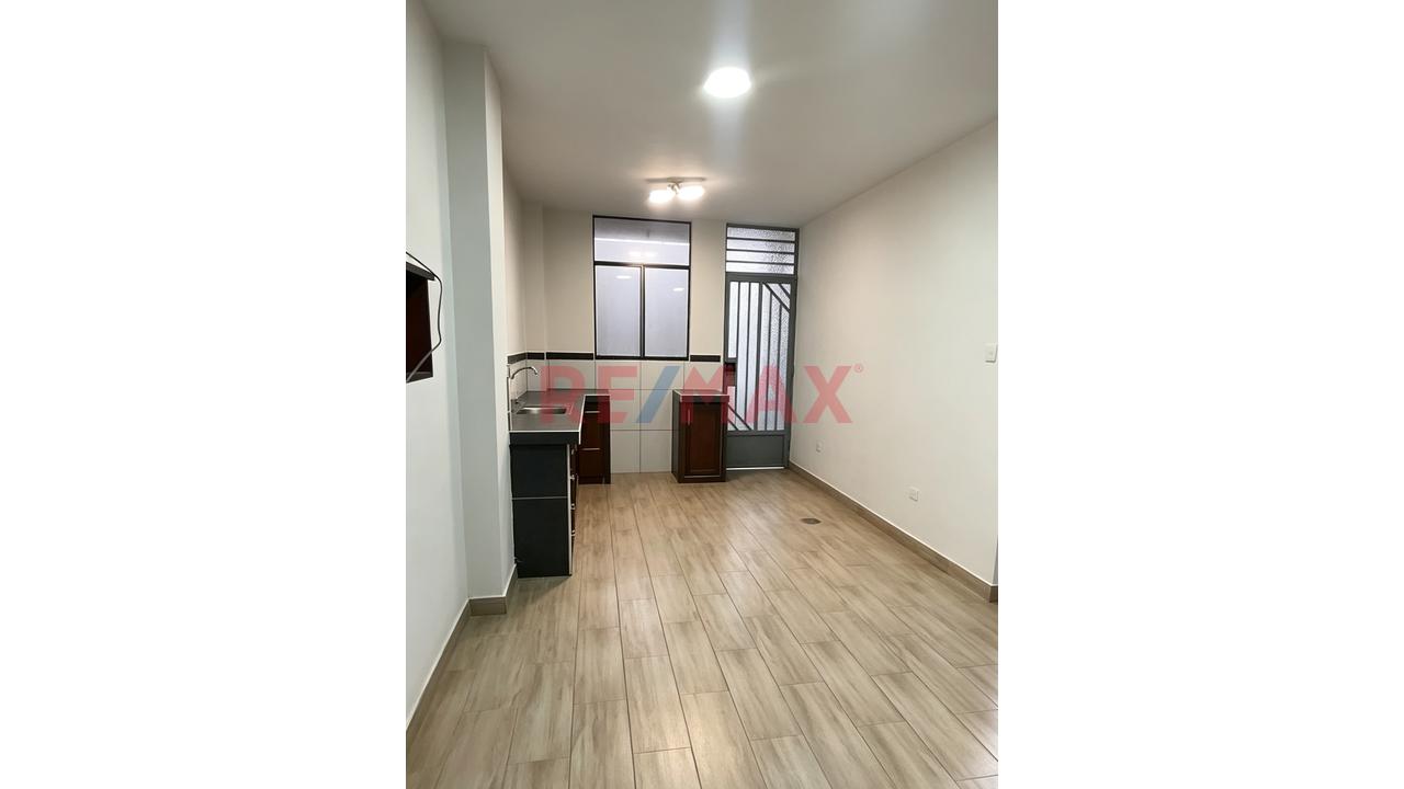 Casa De 4 Pisos En Cañete - 3