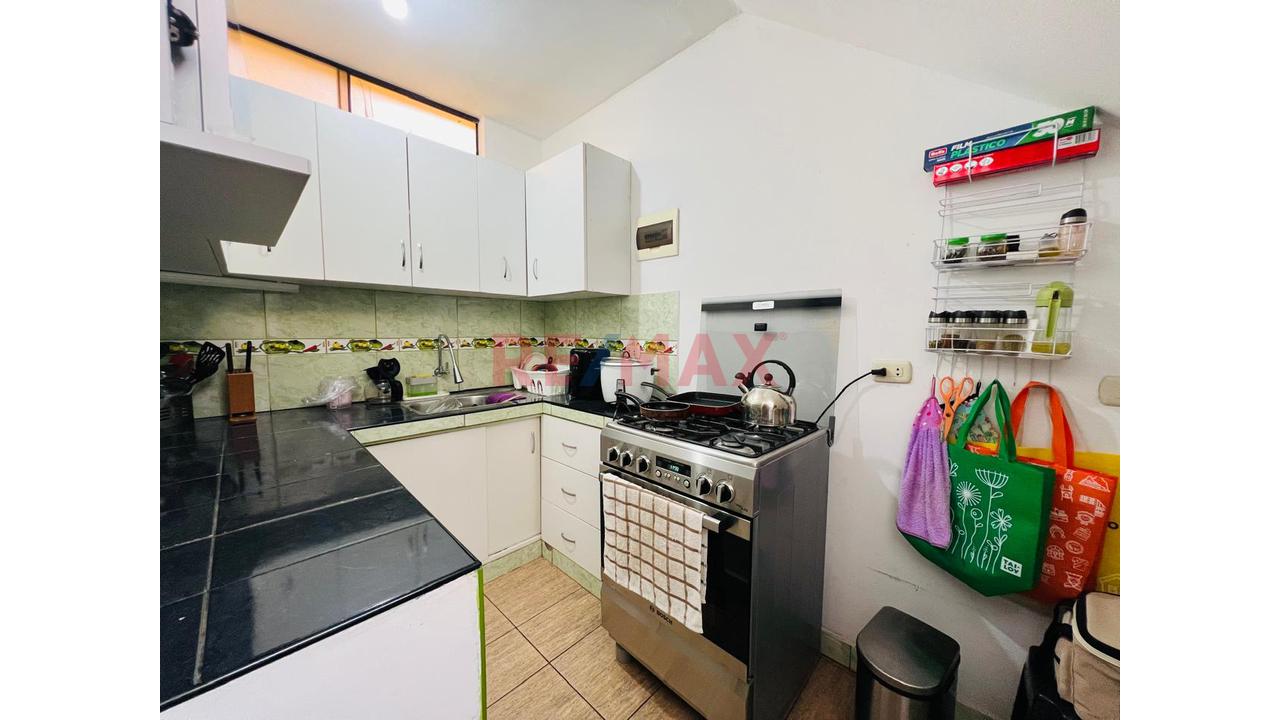 Vendo Casa Con Dos Departamentos Independientes En Villa El Salvador 🏡🏡 — foto 5