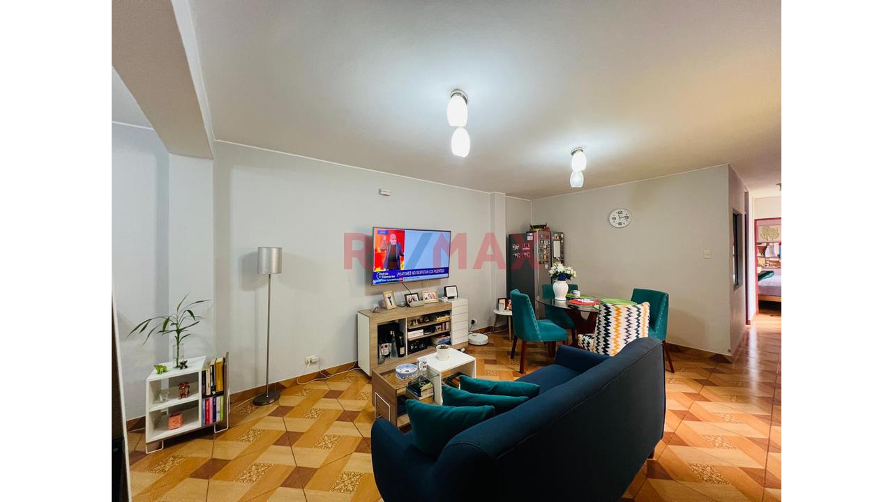 Vendo Casa Con Dos Departamentos Independientes En Villa El Salvador 🏡🏡 — foto 15