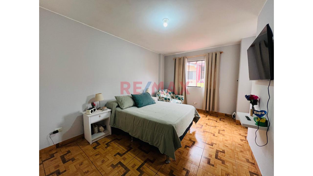 Vendo Casa Con Dos Departamentos Independientes En Villa El Salvador 🏡🏡 — foto 13