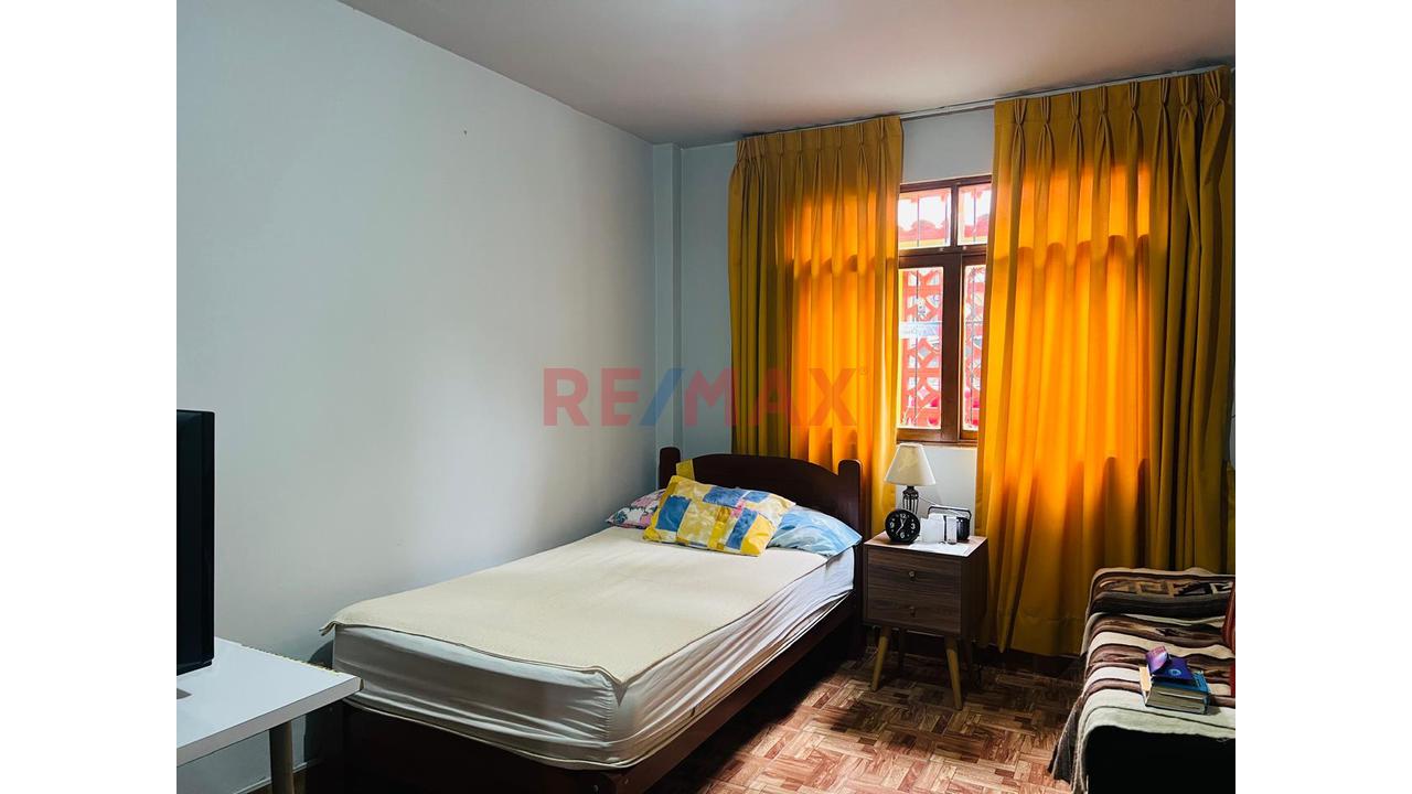 Vendo Casa Con Dos Departamentos Independientes En Villa El Salvador 🏡🏡 — foto 7