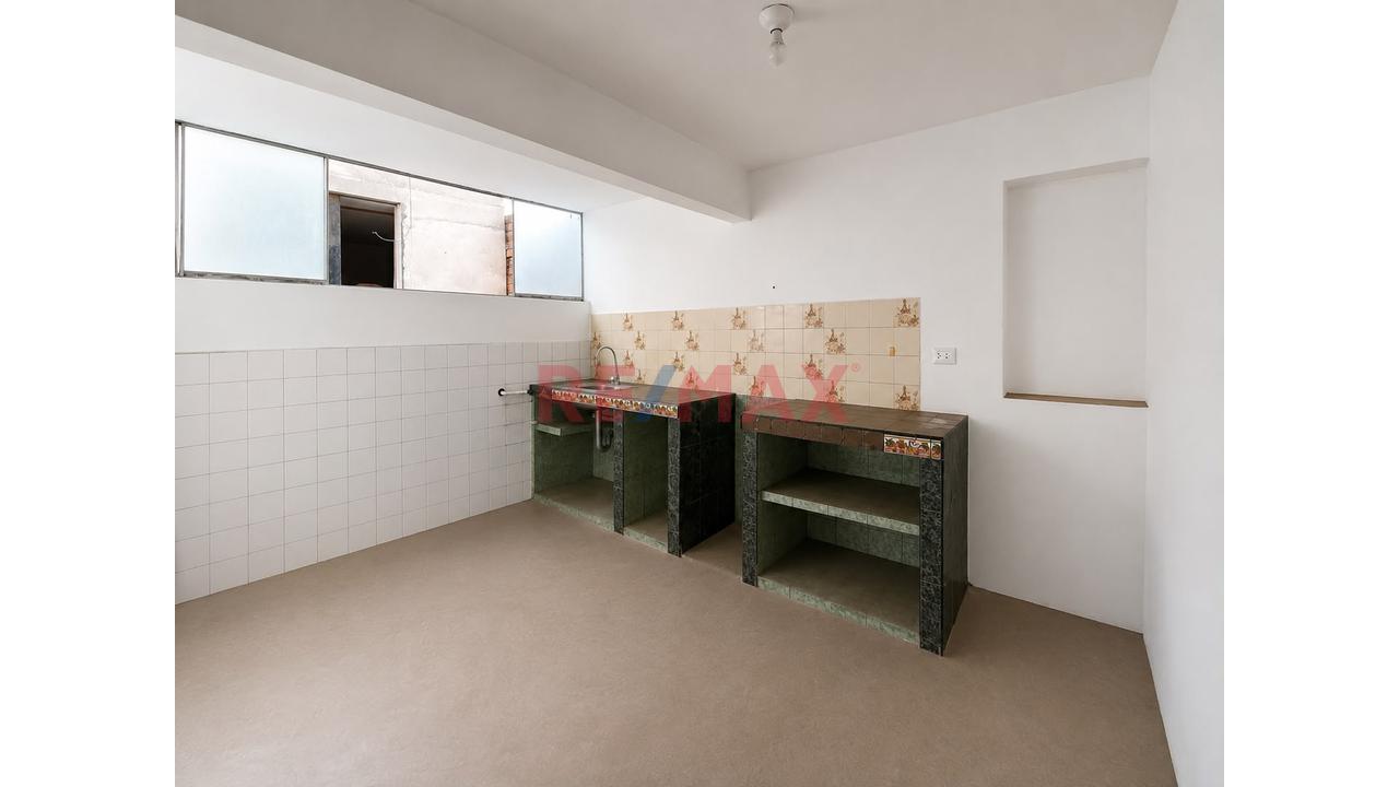 Se Vende Amplio Y Cómodo Departamento En Segundo Piso Frente A La Avenida Coronel Samuel Alcazar — foto 5