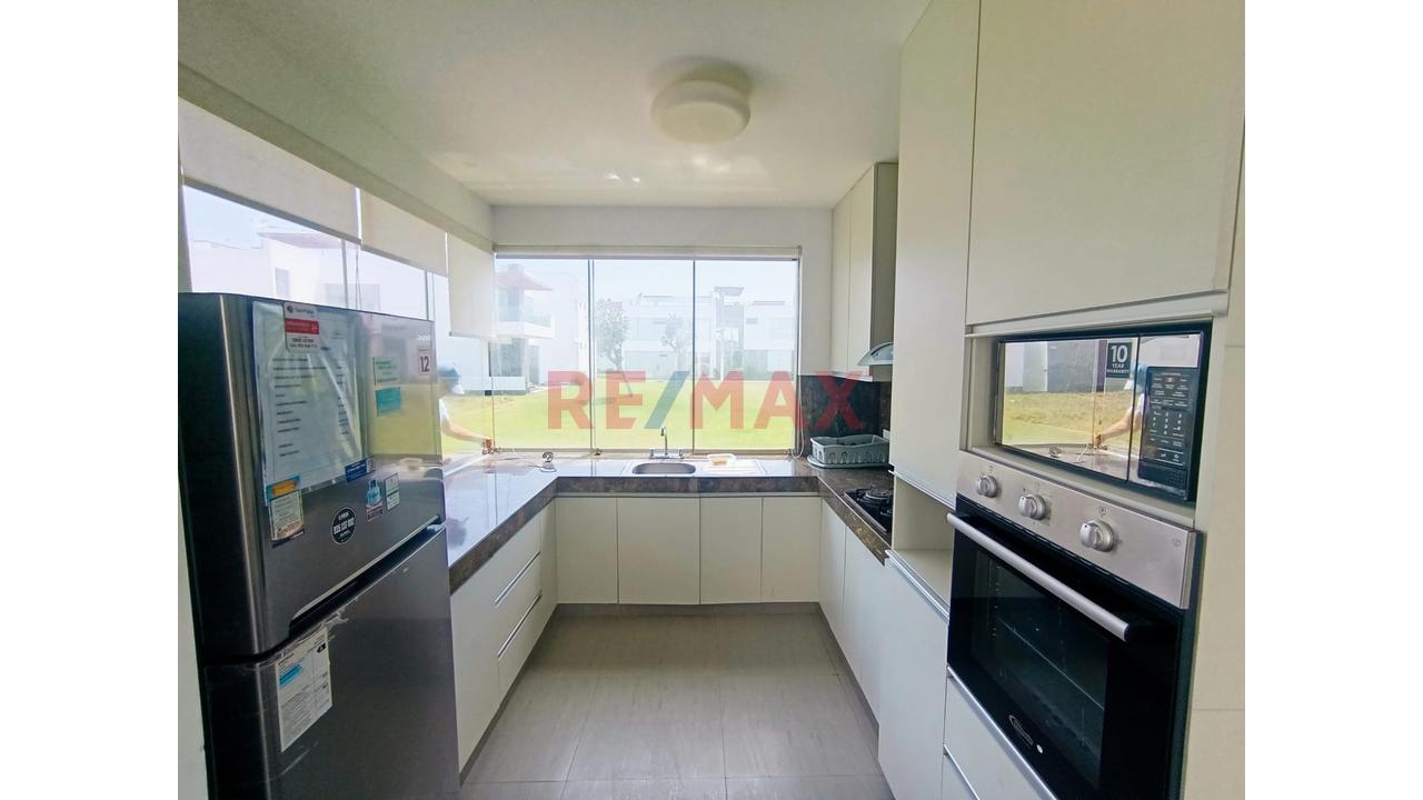 Venta De Casa En Condominio Puesta Del Sol 224.70 M2 - 5