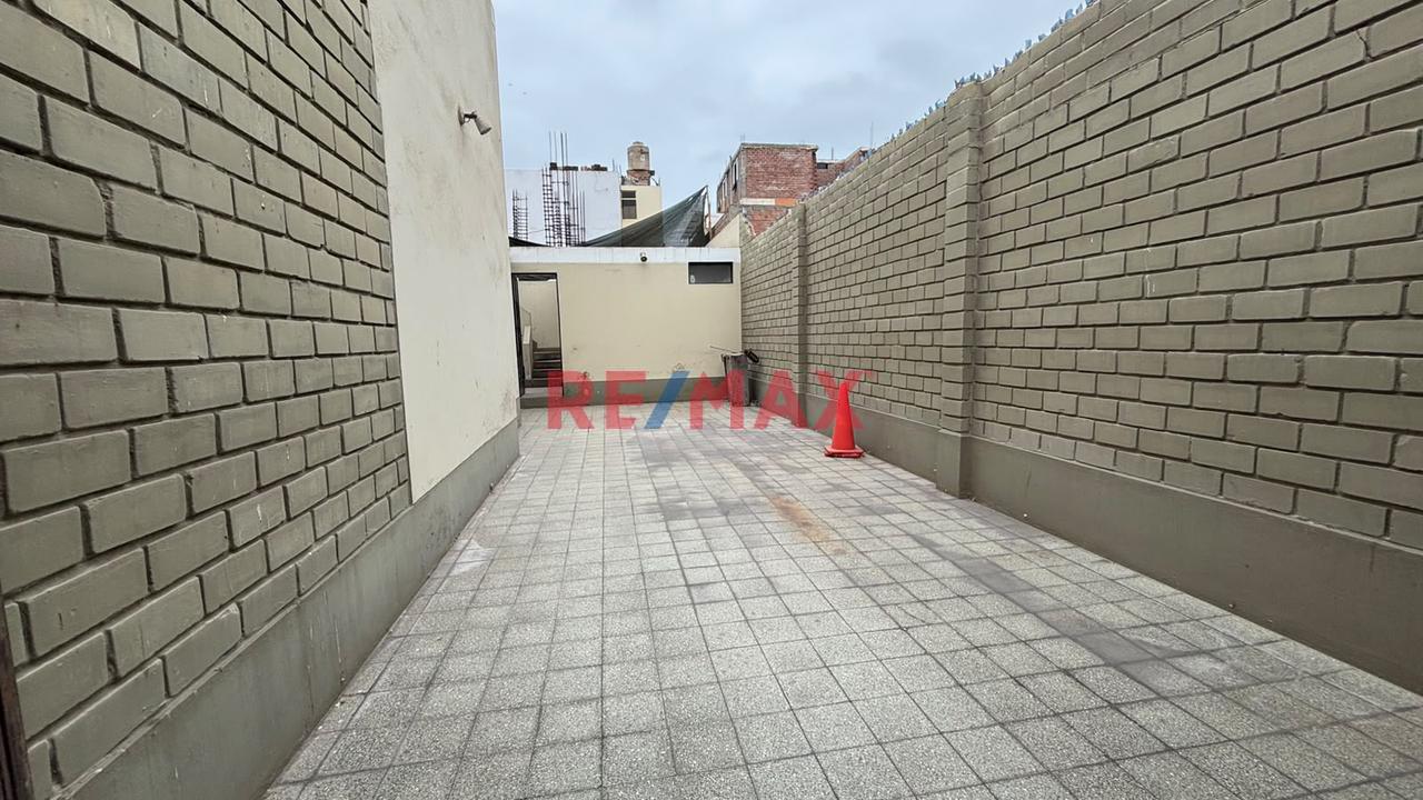Oportunidad De Inversión Venta De Casa En Esquina En Exclusiva Urbanización San Antonio En Bellavista Rdma - 21