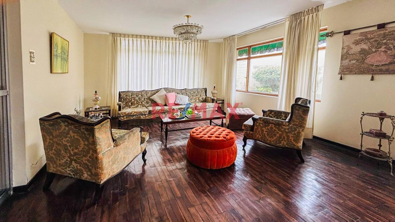 Oportunidad De Inversión Venta De Casa En Esquina En Exclusiva Urbanización San Antonio En Bellavista Rdma — foto 3