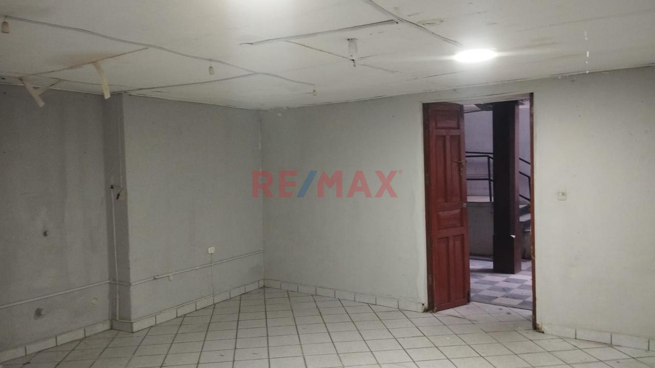 Casa En  Alquiler Para Oficinas  O Depositos- Cajamarca - 6