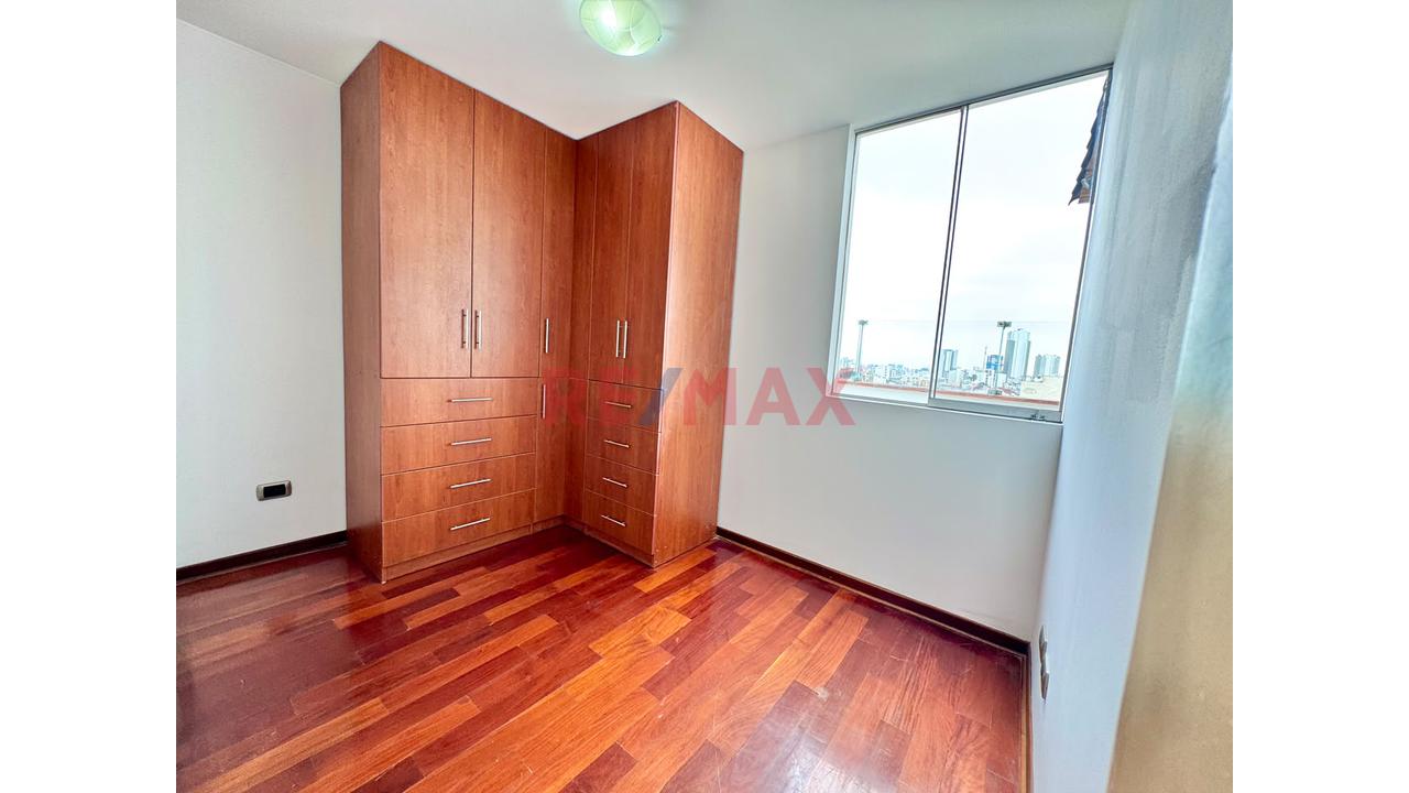 🏡 Exclusivo Tríplex Con Amplia Terraza, Ascensor Directo Y Doble Cochera | Surco — foto 4