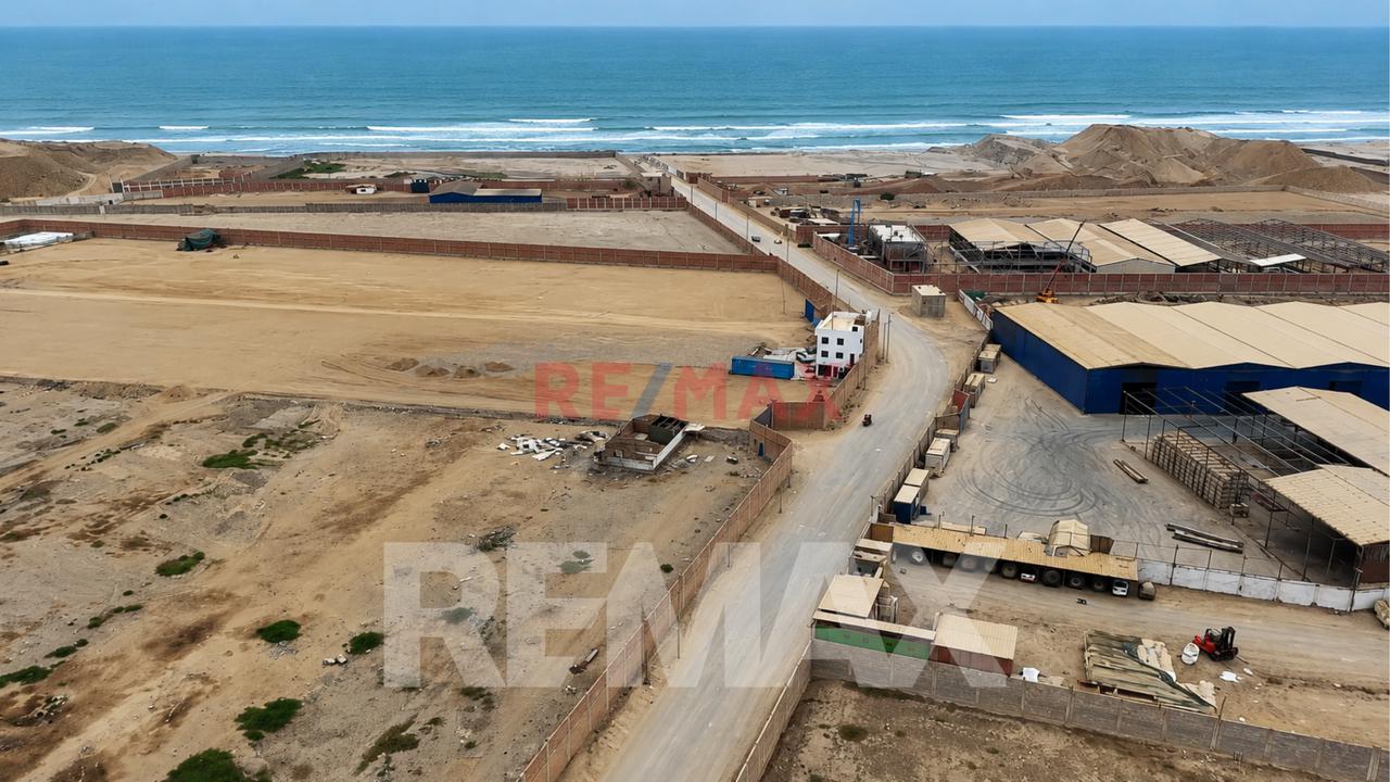 Se Vende Terreno Industrial Para Almacen En Ventanilla - 12