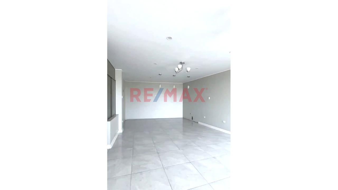 Venta De Hermoso Departamento En Urbanización Residencial Huachipa Norte De 101 M² — foto 4
